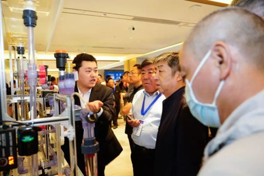 博鱼官网天下供热体系更新革新大会暨第三届精准供热宁静节能论坛在威海召开(图3)